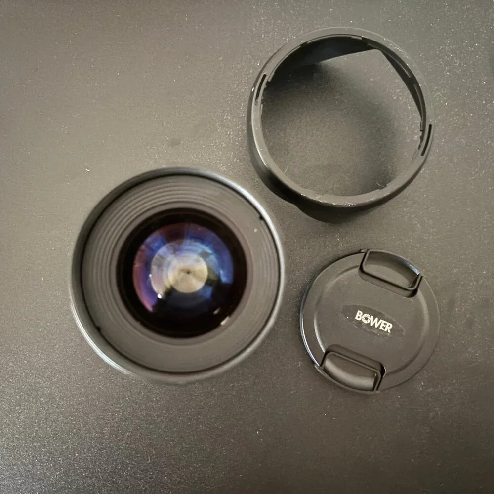 Bower 1.5/24mm Ultra-Fast Wide-Angle Cine Lens for Canon EF Mount